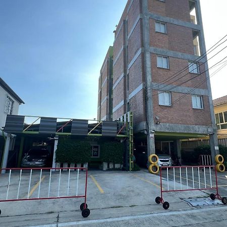 St88 Residence Nonthaburi Esterno foto